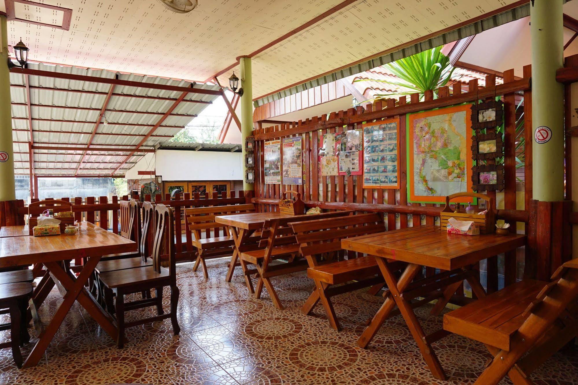 4T Guesthouse Szukhothaj Kültér fotó