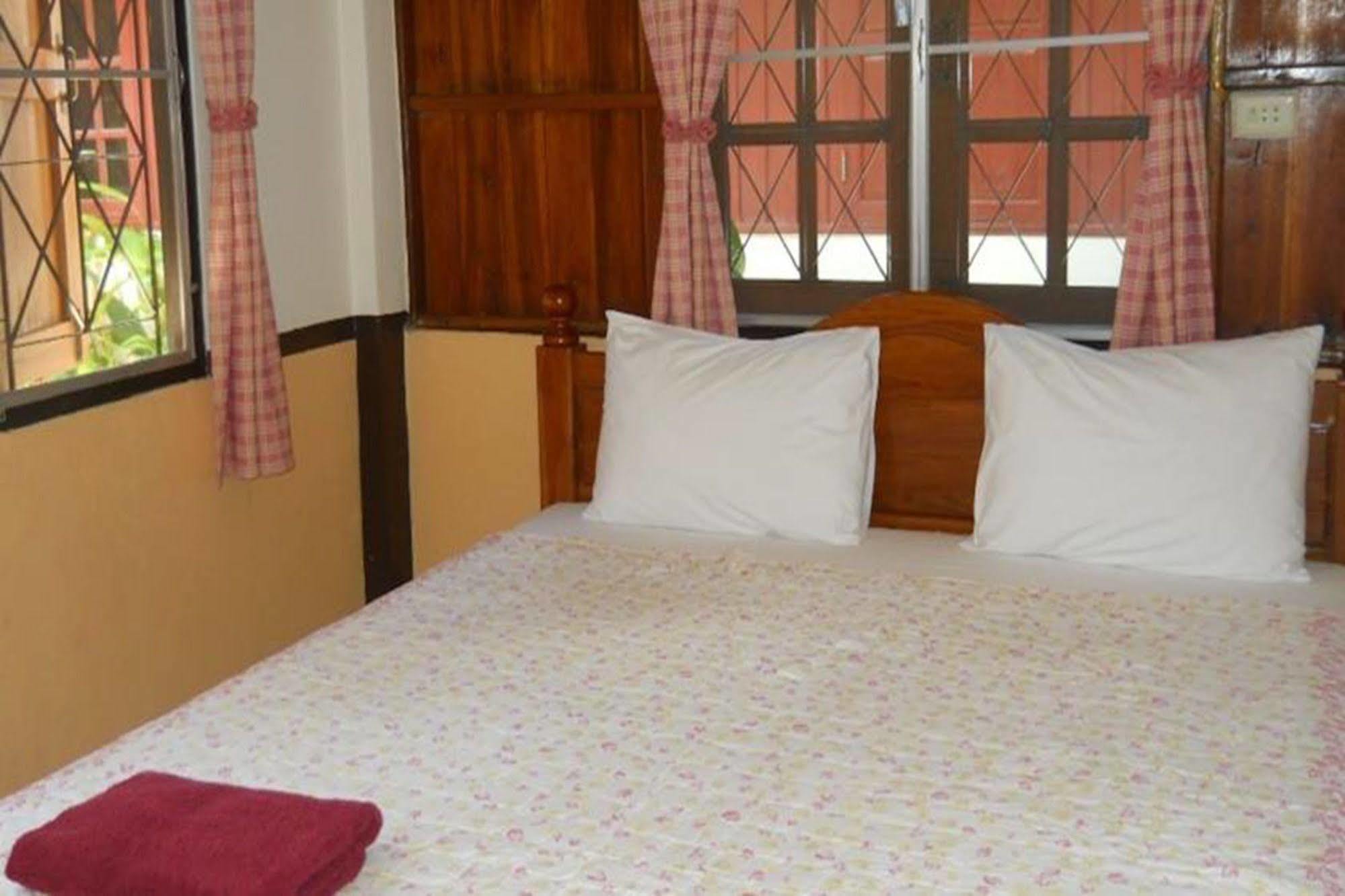 4T Guesthouse Szukhothaj Kültér fotó