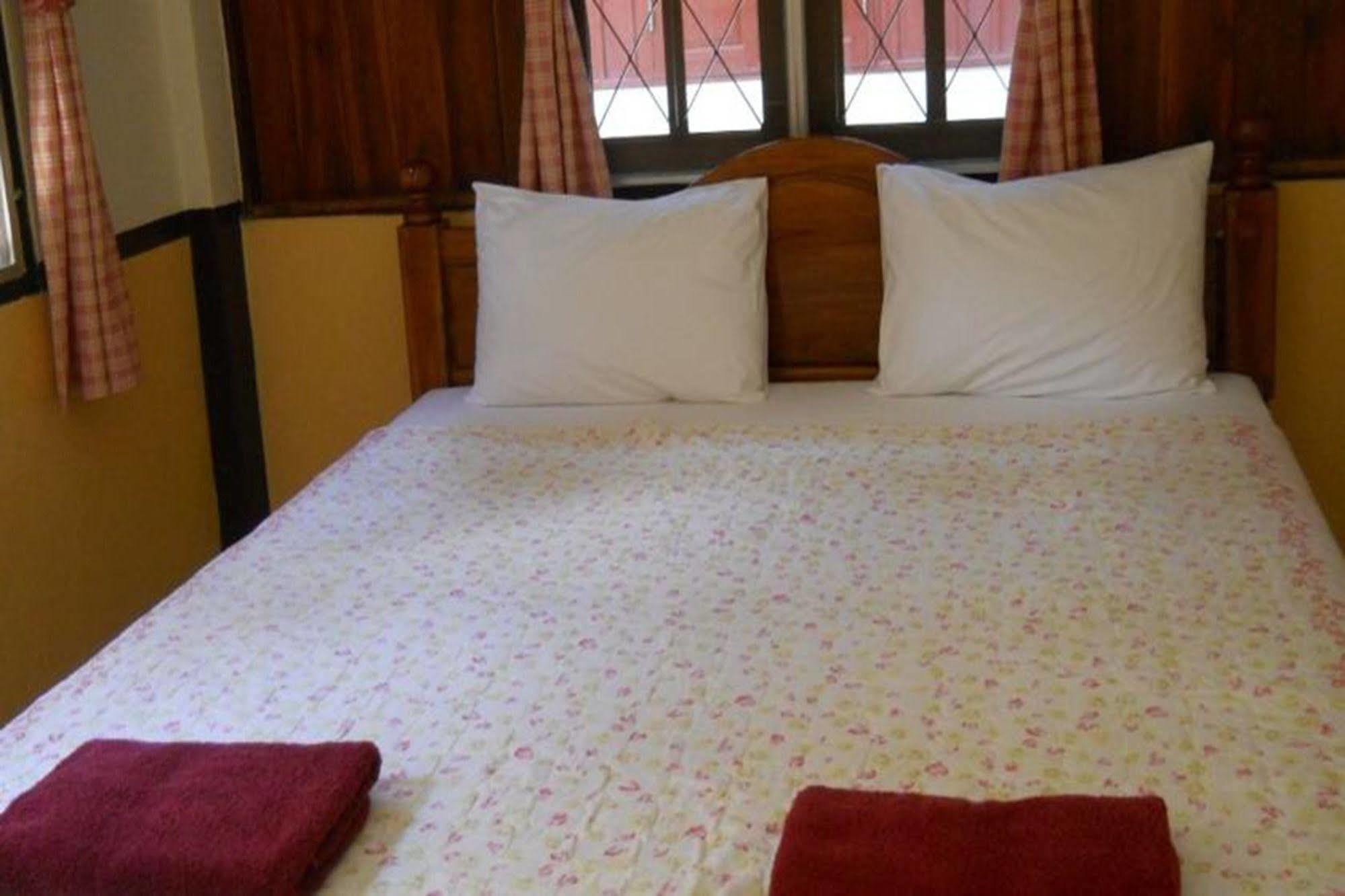 4T Guesthouse Szukhothaj Kültér fotó